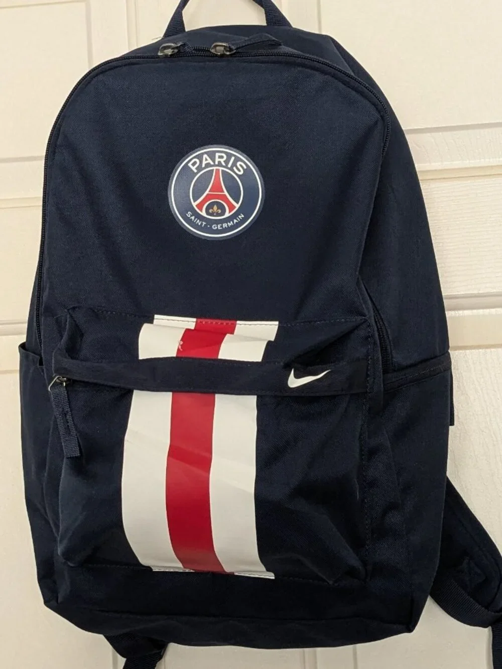 Nike Paris Saint-Germain Stadium Soccer Backpack .